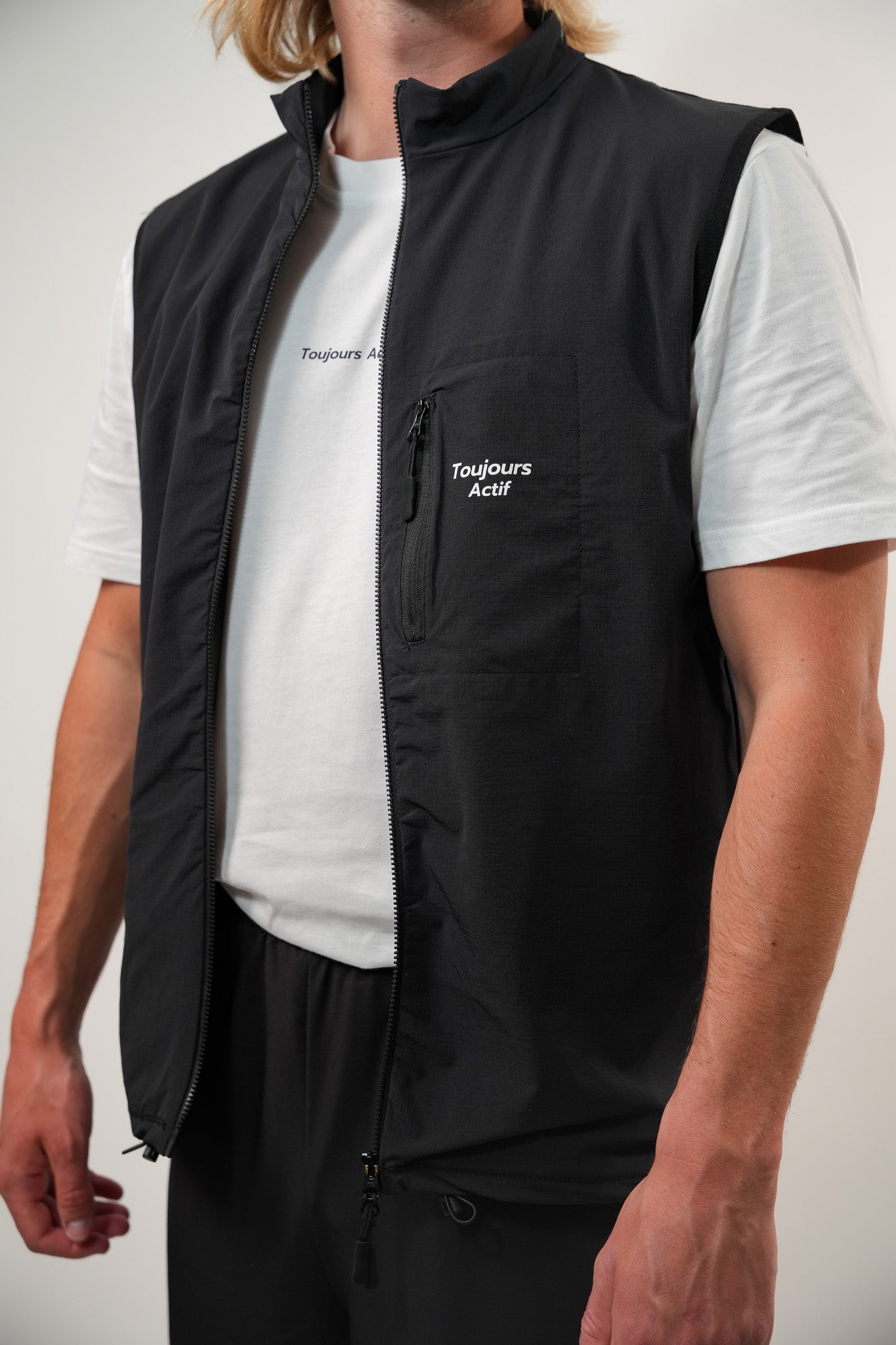 Simplicity Vest - Sort